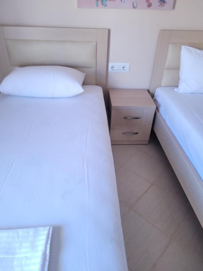 סרנדה Marina Apartment מראה חיצוני תמונה