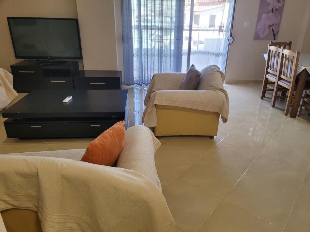 סרנדה Marina Apartment מראה חיצוני תמונה