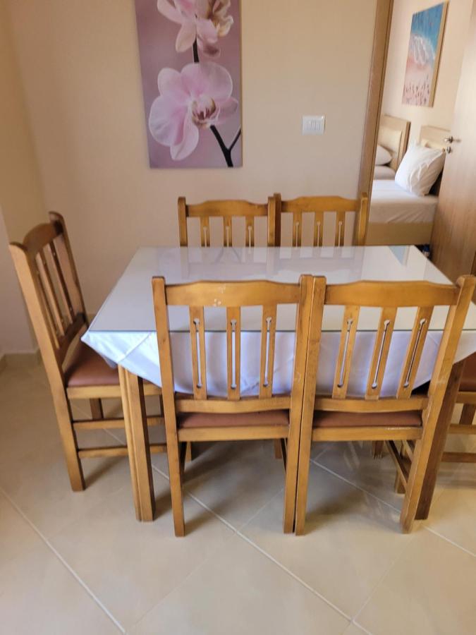 סרנדה Marina Apartment מראה חיצוני תמונה